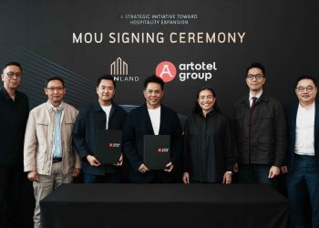 Foto: Kiri ke kanan (Director of Business Development Artotel Group, Jonathan Mokalu; Direktur TRINLAND, Johanes L. Andayaprana; Founder & CEO Artotel Group, Erastus Radjiman; Co-Founder & Group CEO TRINLAND, Ishak Chandra; Komisaris Utama TRINLAND, Rahayu Saraswati Djojohadikusumo; Direktur TRINLAND, Bong Chandra; dan Komisaris TRINLAND, Septian Starlin